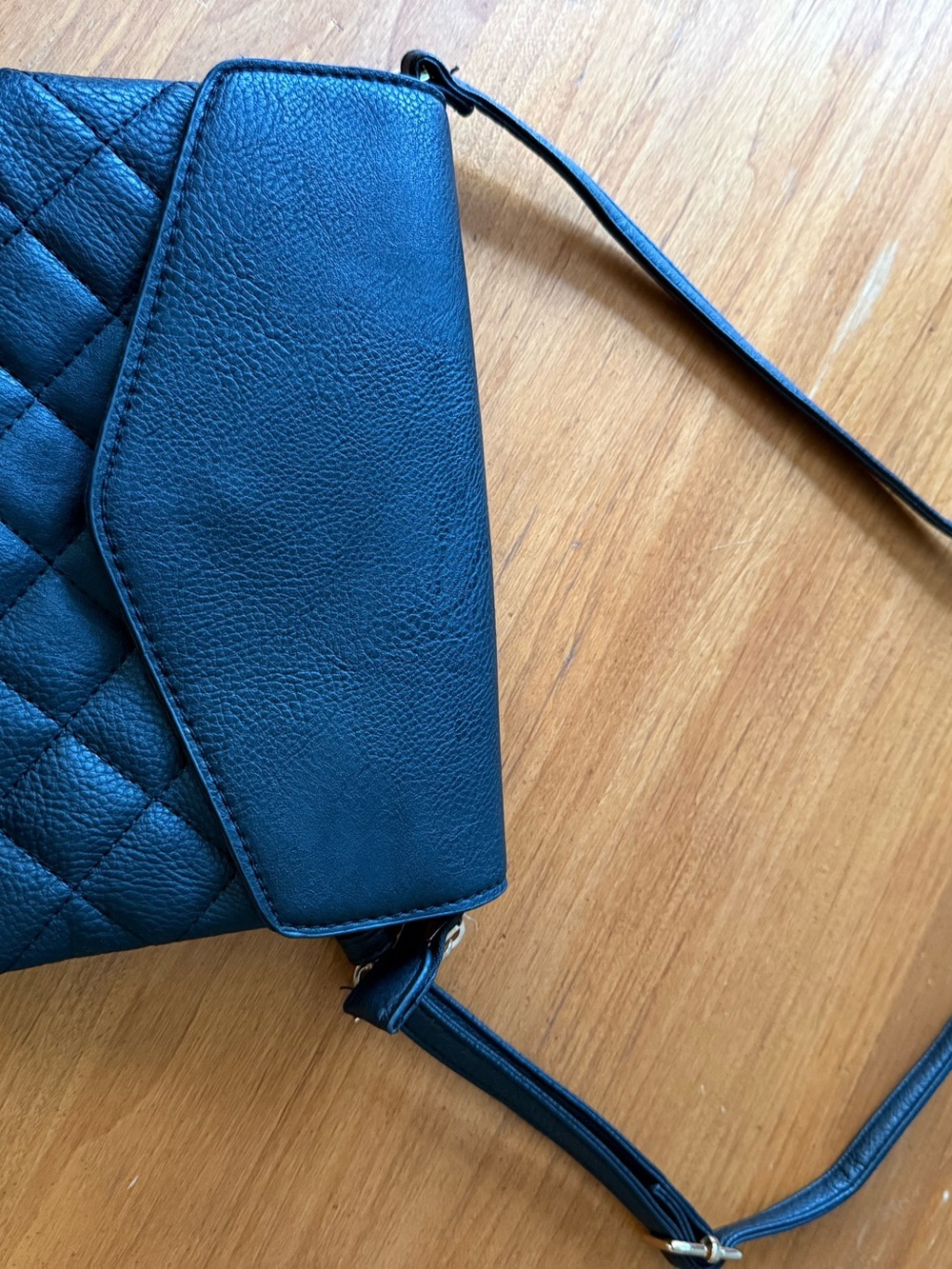Quilted Crossbody Bag in Black
